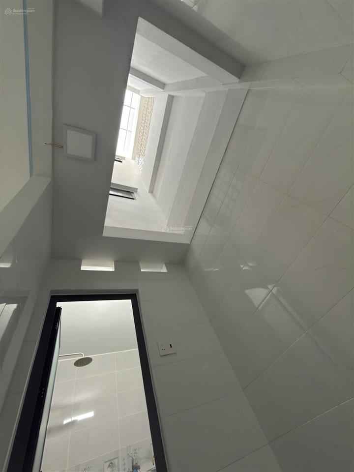 72m2  shr  5,6 tỷ tl  3 tầng btct  hẻm 4m giáp nguyễn ảnh thủ  trung mỹ tây q12  ở ngay