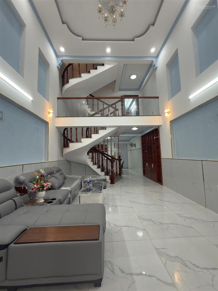 72m2  shr  5,6 tỷ tl  3 tầng btct  hẻm 4m giáp nguyễn ảnh thủ  trung mỹ tây q12  ở ngay