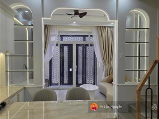 Bán nhà 4 tầng trung tâm tp nha trang cách đường cửu long chỉ 30m