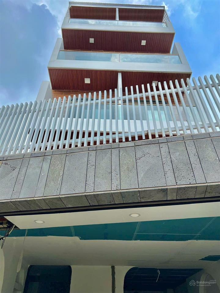 Khai trương siêu phẩm mới xây đi bộ qua gigamall