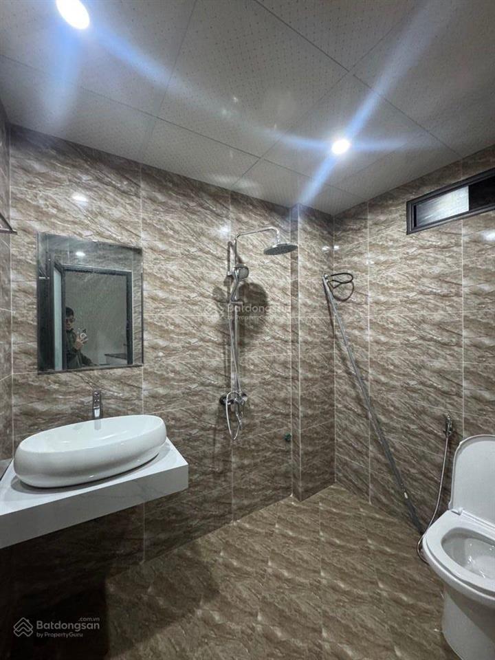Nhà riêng 5 tầng thanh trì 4 ngủ khép kín ở ngay 7.x tỷ