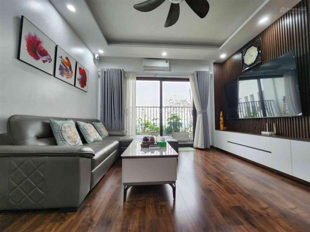 Chung cư 3pn full nội thất cao cấp xách vali về ở ban công đông nam thoáng mát giá 8.5 tỷ