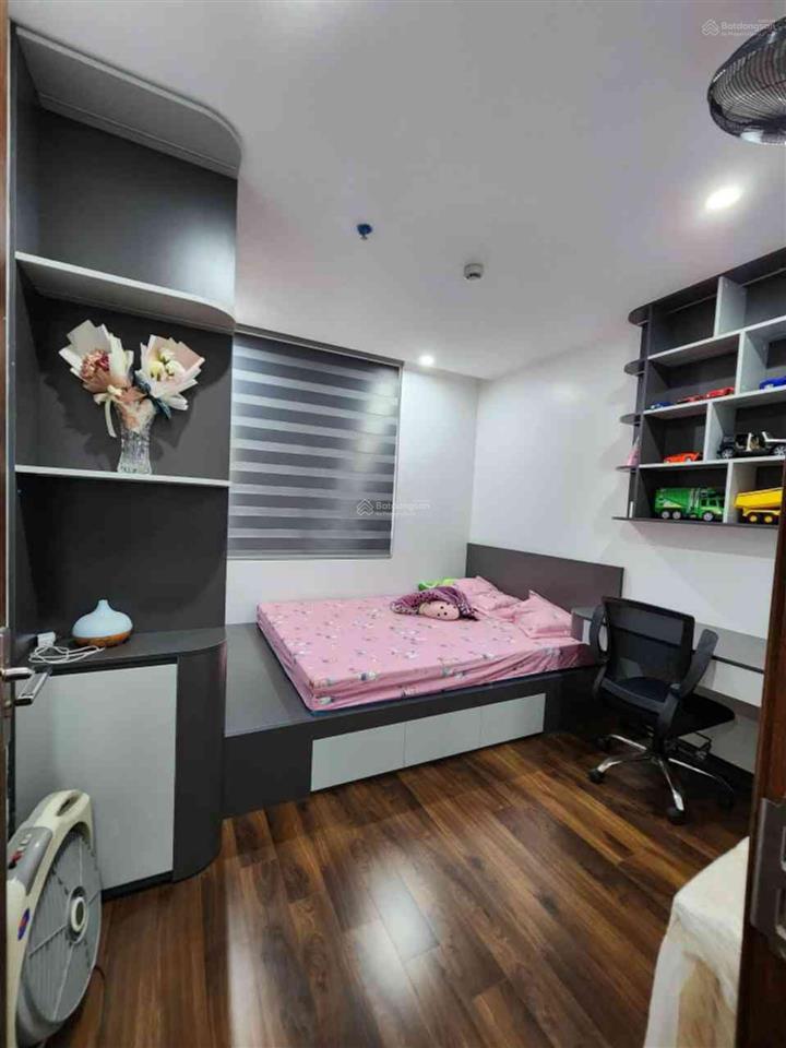 Chung cư 3pn full nội thất cao cấp xách vali về ở ban công đông nam thoáng mát giá 8.5 tỷ