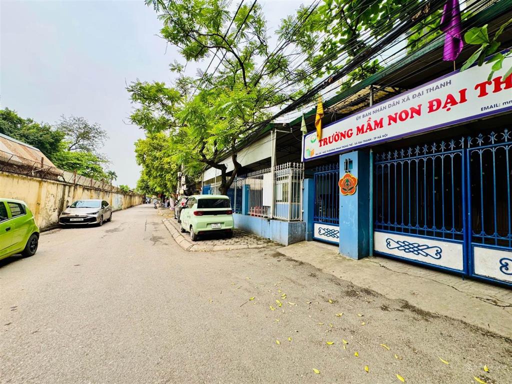 Bán đất tặng nhà 3 tầng 4 phòng ngủ phân lô cán bộ  trung tâm thanh trì