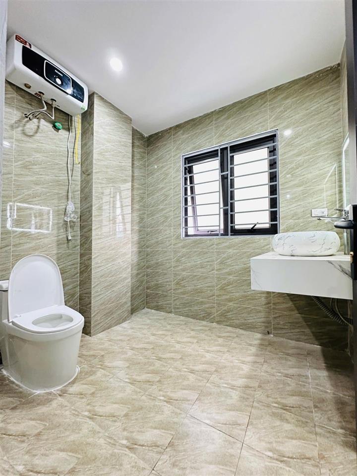 Nhà mới 42m  6 tầng thang máy, 2 mặt thoáng, giá chỉ 11,x tỷ