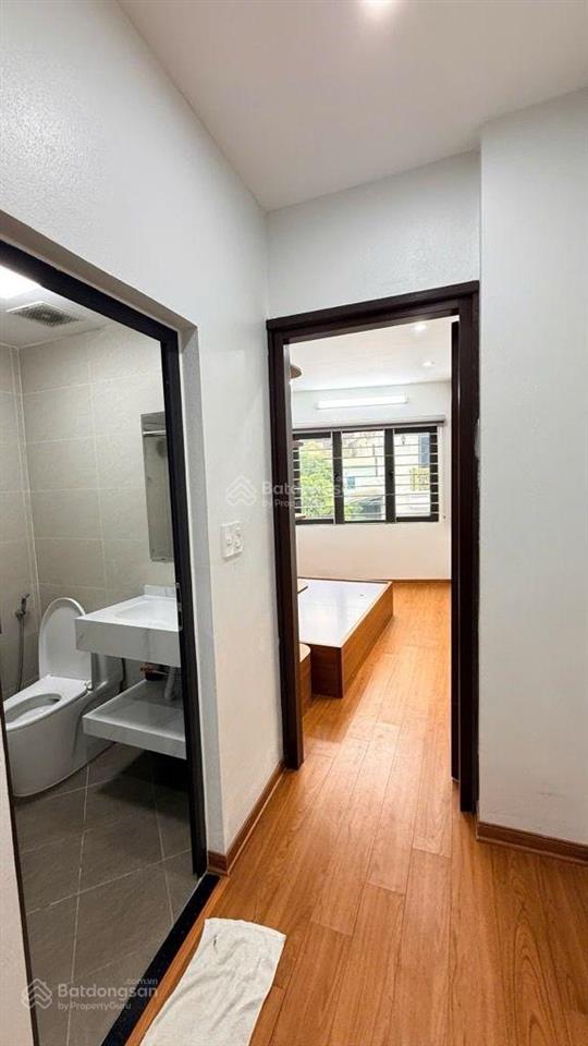 Nhà đẹp quỳnh đô ở ngay full nội thất ô tô cách 20m khu dân trí cao