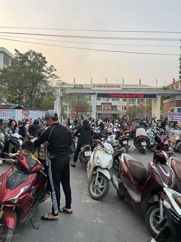 Liền kề đấu giá tứ hiệp  ngũ hiệp cực chất tại đường vũ lăng, xã thanh trì, hà nội dt 60m2
