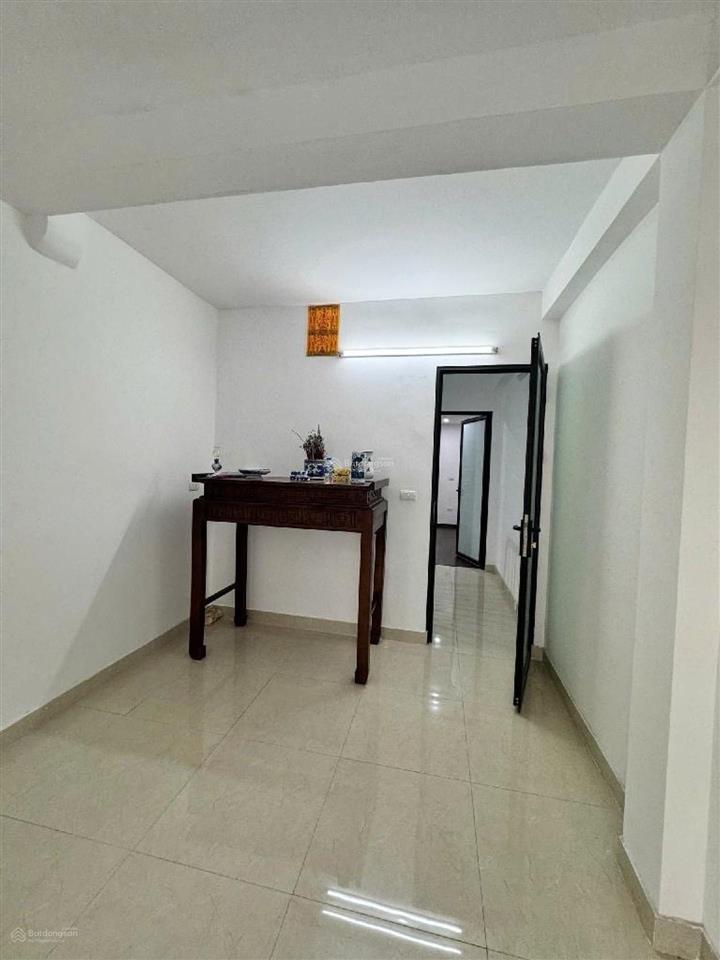 Nhà mới đẹp, chỉ việc xách vali về ở  42 m | giá chỉ nhỉnh 7 tỷ | trung tâm văn điển, thanh trì