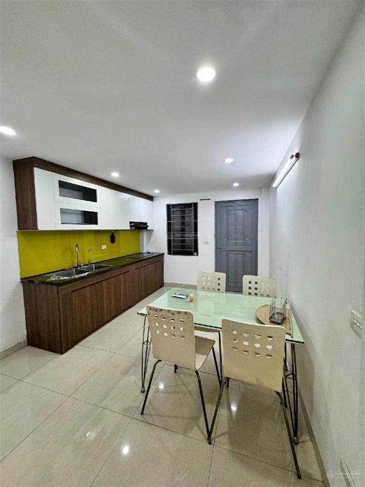 Nhà mới đẹp, chỉ việc xách vali về ở  42 m | giá chỉ nhỉnh 7 tỷ | trung tâm văn điển, thanh trì