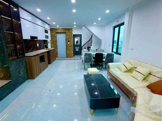 Nhà 6 tầng thang máy tương chúc ô tô ngủ trong nhà chỉ 8.x tỷ