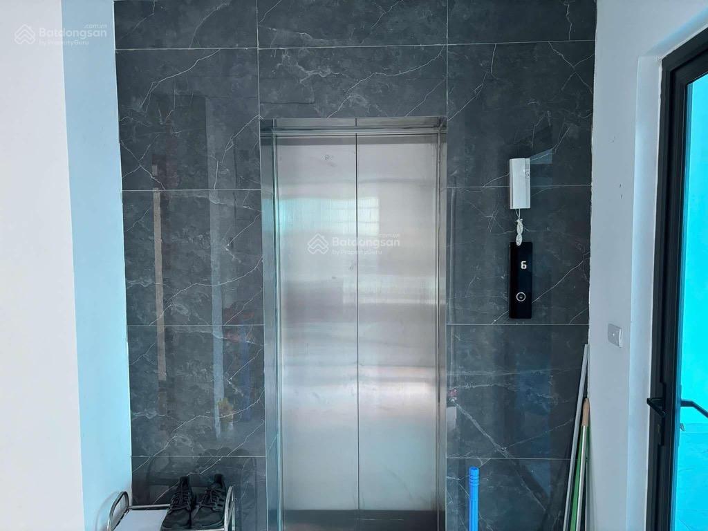 Tòa căn hộ 7 tầng thang máy dt 115m giá 25 tỷ  tứ hiệp
