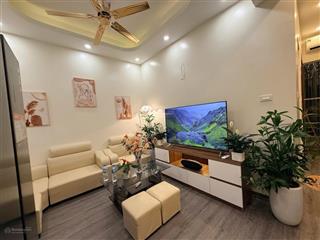 Căn hộ 55m², 2 phòng ngủ, nội thất xịn, giá 3,65 tỷ