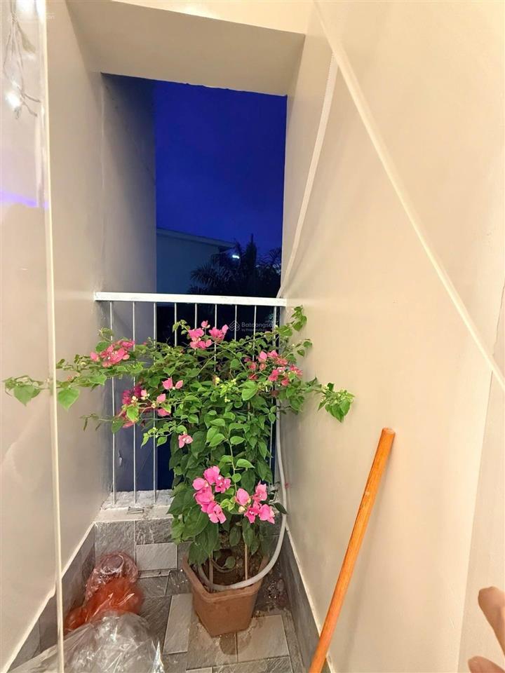 Căn hộ 55m², 2 phòng ngủ, nội thất xịn, giá 3,65 tỷ