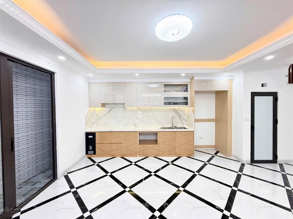 Nhà mới 55m | 5 tầng | 7,65 tỷ | đường thoáng, gần ô tô | quỳnh đô