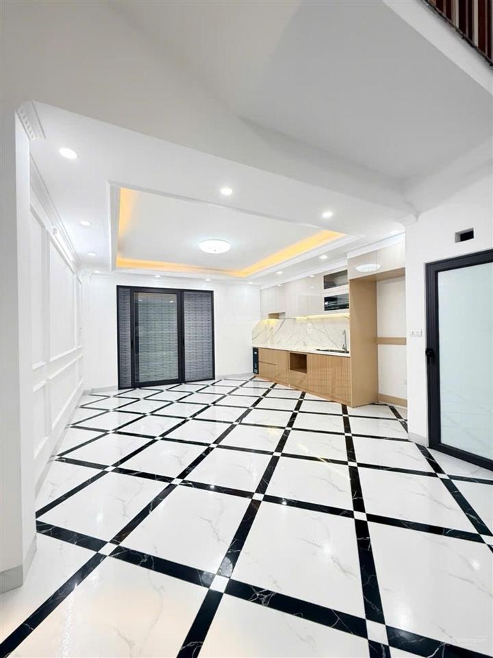 Nhà mới 55m | 5 tầng | 7,65 tỷ | đường thoáng, gần ô tô | quỳnh đô