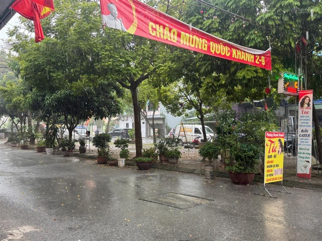 Tứ hiệp nhà 3 tầng, diện tích 92m vị trí đẹp, sẵn nhà có thể ở ngay
