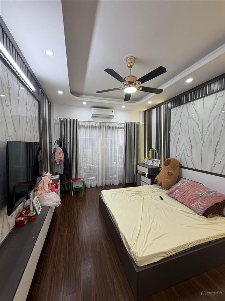 Nhà đẹp ở ngay | ô tô vào nhà | thang máy | full nội thất