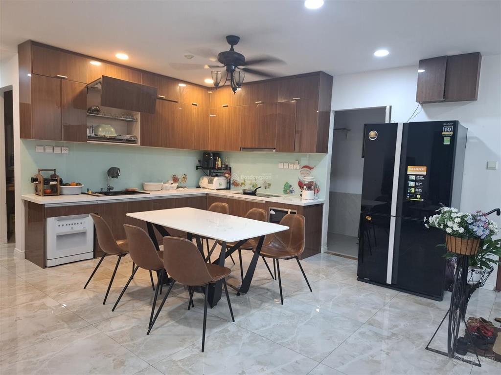 Bán chung cư đất phương nam, dt 141m2, 3pn, full nội thất (7,5 tỷ)