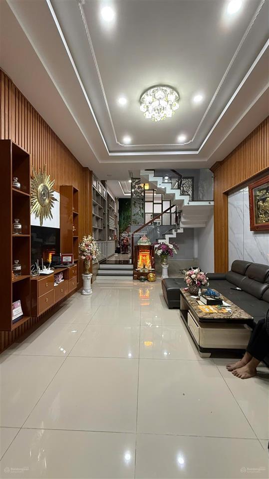 Công viên thạnh lộc 29, trường cấp 2 trần hưng đạo, 4 tầng, st, dt 4x16, hẻm 6m giá 5.6 tỷ