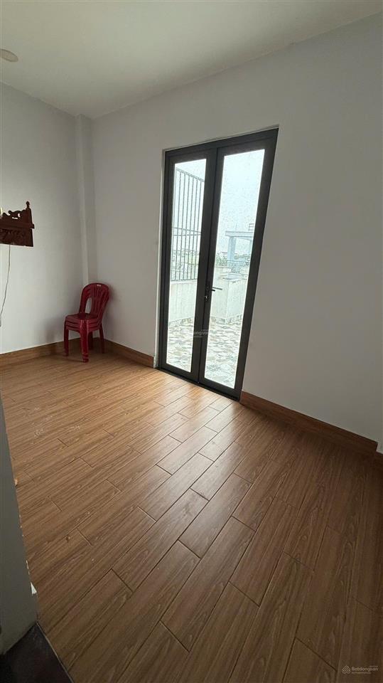 Bán nhà thạnh lộc 29, ngay trường cấp 2 trần hưng đạo, 4tầng,sân thượng, dt 4x16, hẻm 6m giá 5.6ty