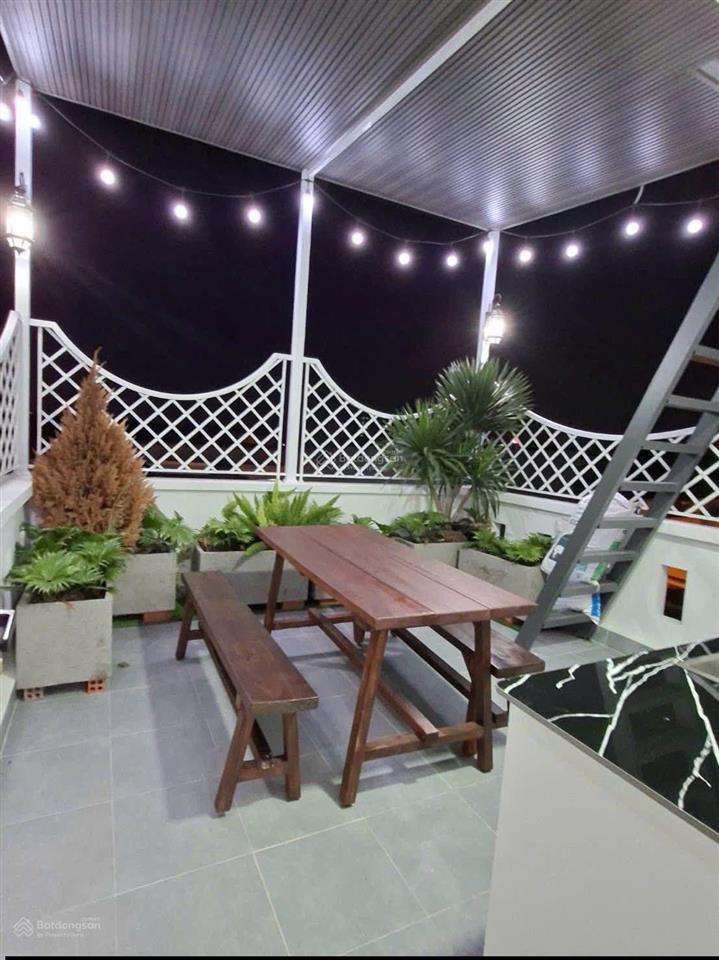 6,350 tỷ tl nhà 2 lầu sân thượng 5 pn hẻm 2174/huỳnh tấn phát tt nhà bè
