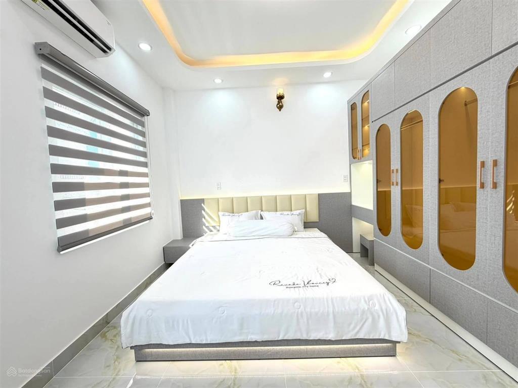 4,950 tỷ tl nhà 2 lầu 3 pn mặt tiền hẻm kinh doanh 2056/ huỳnh tấn phát tt nhà bè