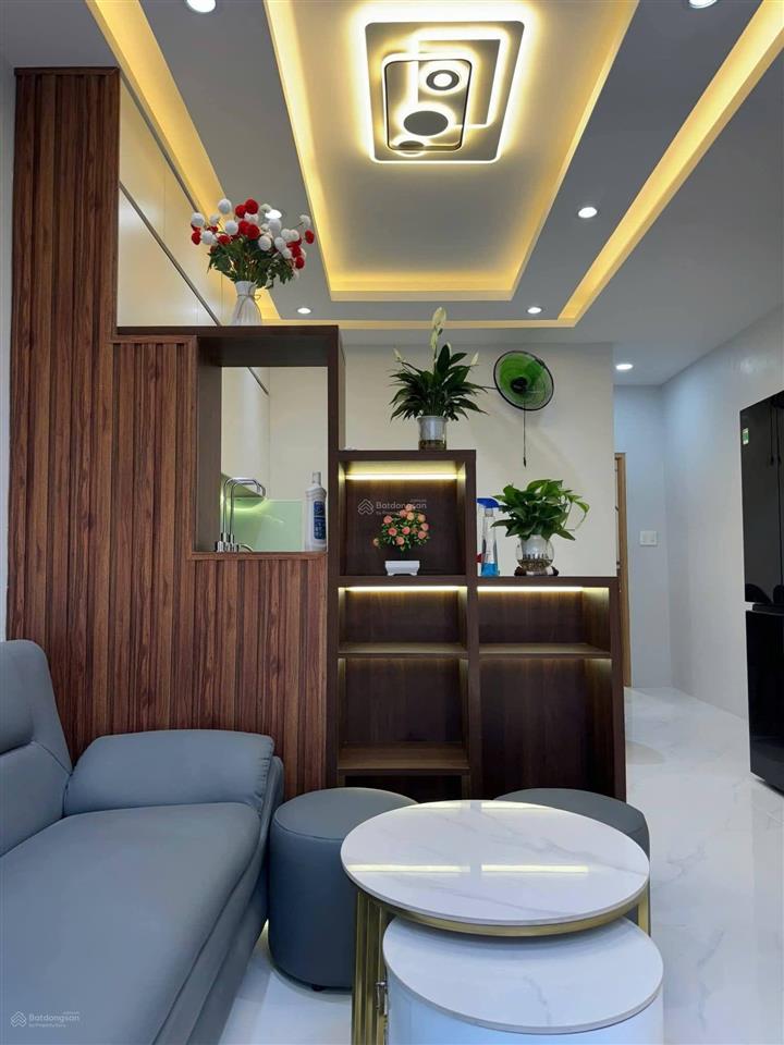 4,950 tỷ bớt lộc nhà 1 lầu 3 pn hẻm 88/nguyễn văn quỳ quận 7