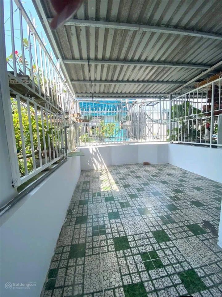2,680 tỷ tl nhà 2 lầu 4 pn sân thượng hẻm 2279/huỳnh tấn phát nhà bè