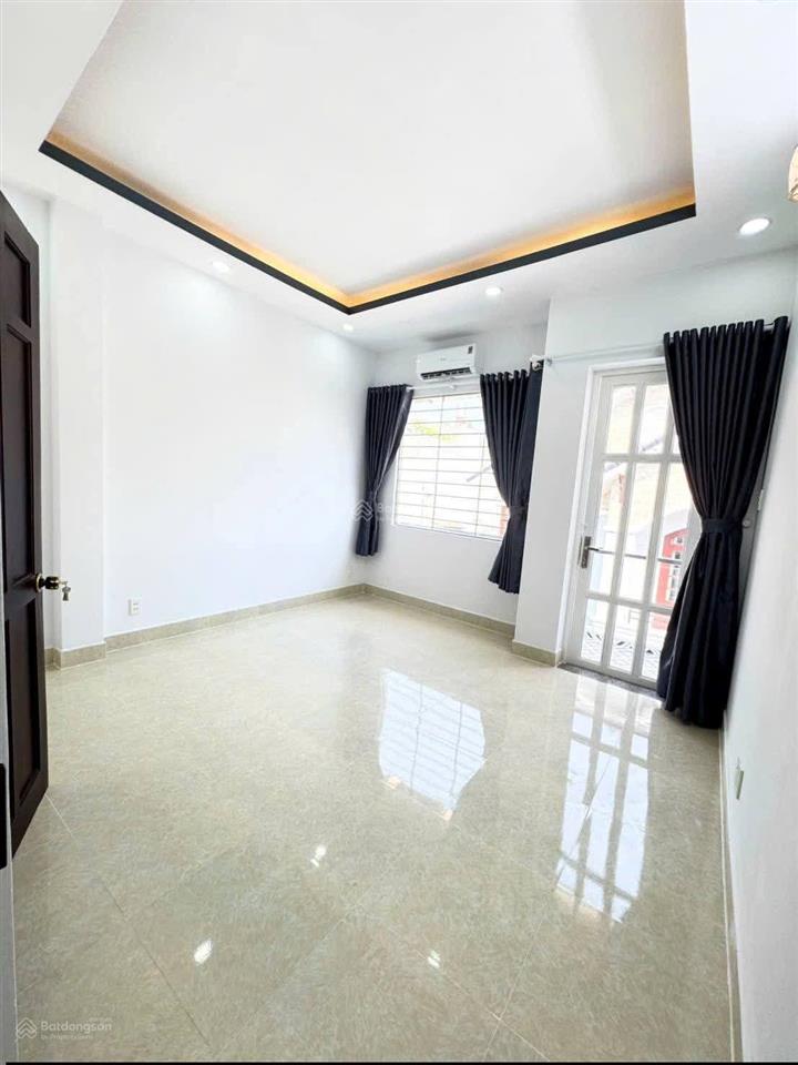 2,190 tỷ bớt lộc nhà 2 lầu 2 pn hẻm 1806/ huỳnh tấn phát tt nhà bè