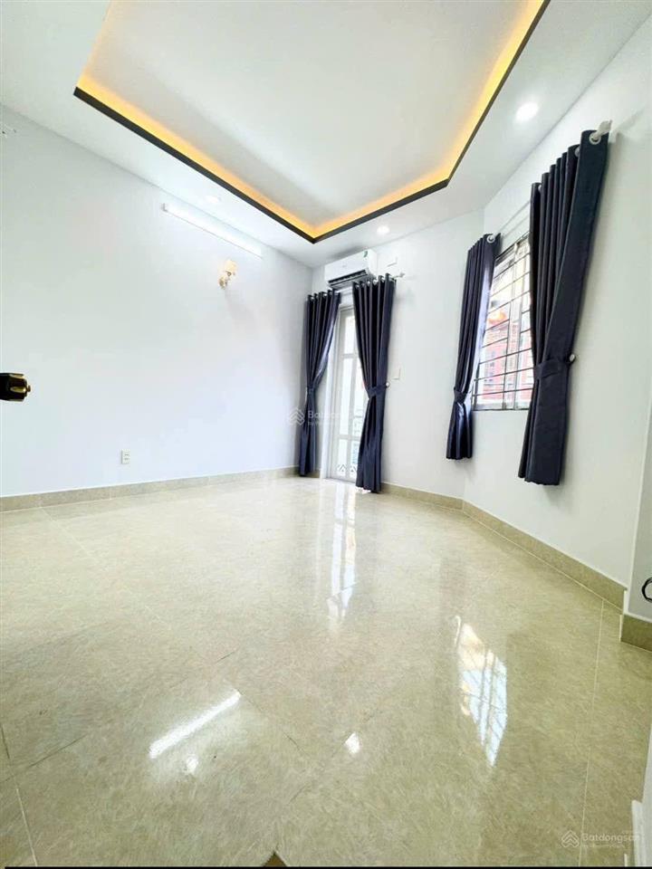 2,190 tỷ bớt lộc nhà 2 lầu 2 pn hẻm 1806/ huỳnh tấn phát tt nhà bè