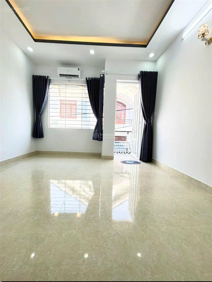 2,190 tỷ bớt lộc nhà 2 lầu 2 pn hẻm 1806/ huỳnh tấn phát tt nhà bè