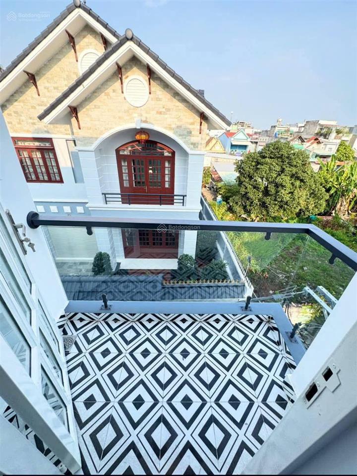 2,190 tỷ bớt lộc nhà 2 lầu 2 pn hẻm 1806/ huỳnh tấn phát tt nhà bè
