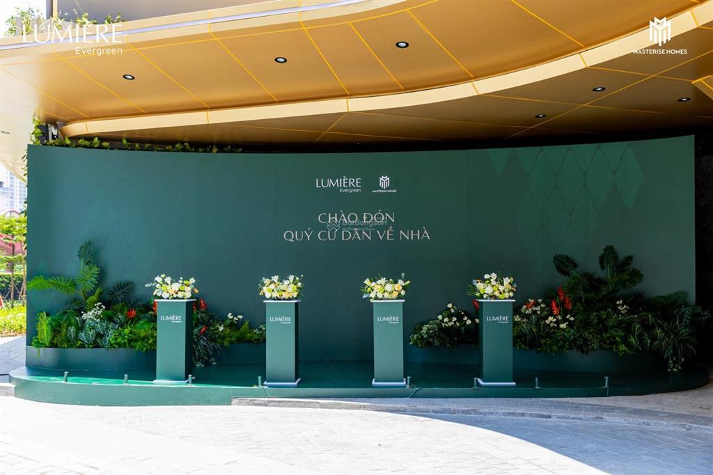 Chính chủ cần bán căn 3pn tòa a2 lumiere evergreen, khu đô thị vinhomes smart city, tây mỗ, hà nội