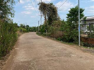 Kẹt ngân hàng bán gấp trong tháng 4 5000m2 mặt tiền 25m.chỉ 3 tỷ5.tl.  0966 874 *** em vương