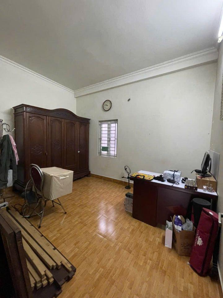 MỄ TRÌ THƯỢNG - NAM TỪ LIÊM. NHÀ DÂN XÂY CHẮC CHẮN, 50M2 RỘNG THÊNH THANG, SỔ VUÔNG VẮN NỞ HẬU. NHỈNH 12 ĐỒNG.