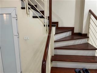 Nhà riêng 5 tầng tại ngõ 3 thái hà, thông tứ phía
