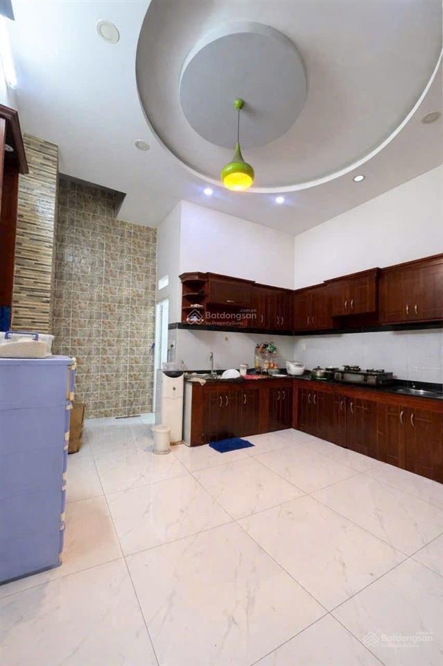 Chín chủ cần bán nhà shr, hoàn công đầy đủ, nhà đúc 4 tấm, vị trí đẹp, dt 58,5 m