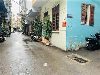 Chính chủ bán nhà khương trung 32m2, 4t, mt 3.2m, giá 5.3 tỷ thanh xuân, hn. ngõ đẹp cách ô tô 30m