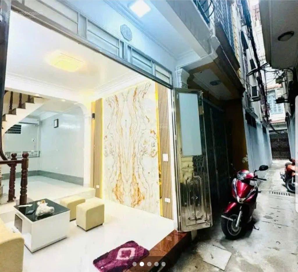 Bán căn văn hương dt 35m2 4t mt 3.6m giá 6,9 tỷ đống đa hà nội. nhà mặt ngõ. 2 thoáng, kinh doanh