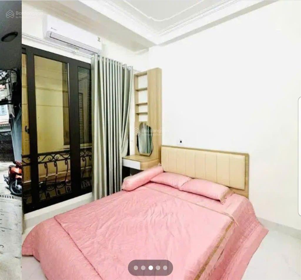 Bán căn văn hương dt 35m2 4t mt 3.6m giá 6,9 tỷ đống đa hà nội. nhà mặt ngõ. 2 thoáng, kinh doanh