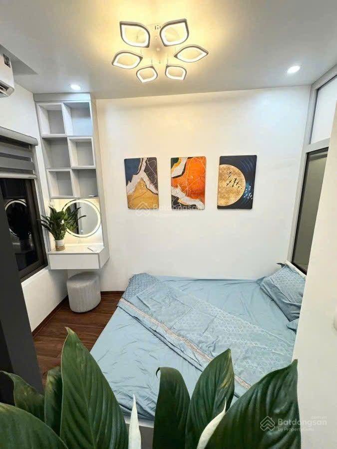 Siêu rẻ hơn 3 tỷ có nhà 4t tt đống đá cách 10m ra phố oto đỗ dt16m2 nhà mới full nội thất.