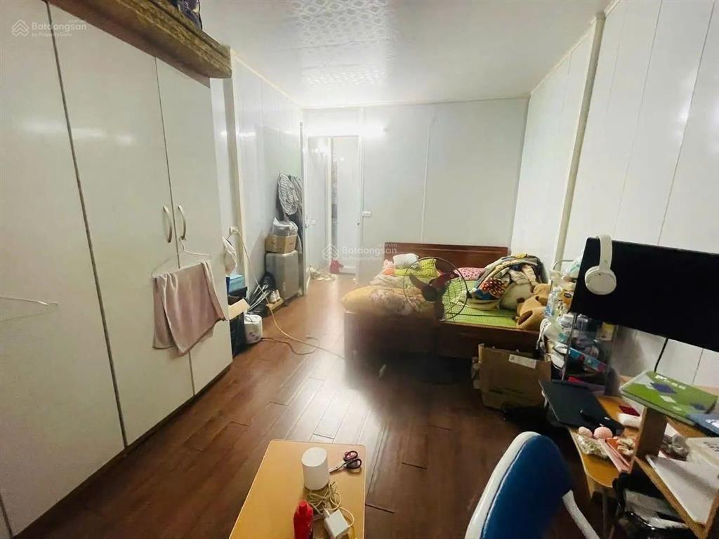 Chính chủ bán nhà khương trung 32m2, 4t, mt 3.2m, giá 5.3 tỷ thanh xuân, hn. ngõ đẹp cách ô tô 30m