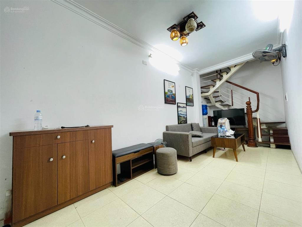 Bán nhà kim hoa 18m 5t giá 4.85 tỷ đống đa hà nội ,vị trí đẹp ,giao thông thuận tiên,gần phố.