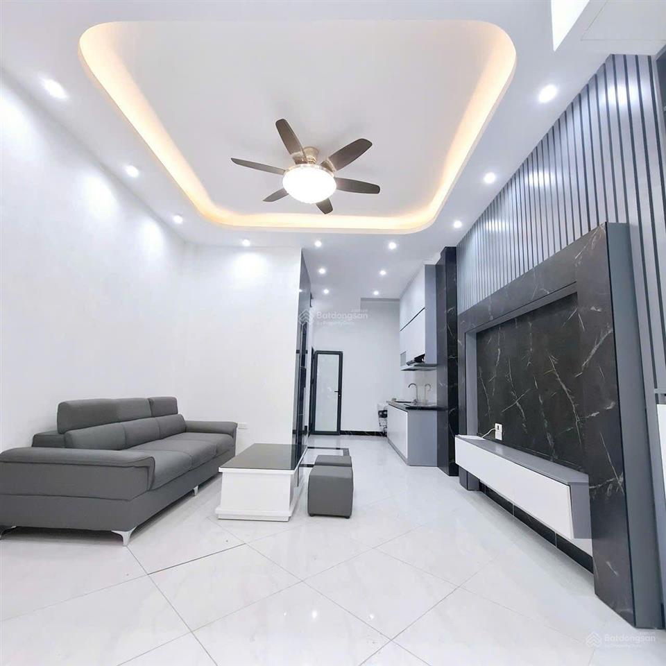 Bán nhà khương đình dt 32m 6t mt 4m giá 9.1 tỷ thanh xuân hà nội,nhà mới ,phun nội thất,thang máy .
