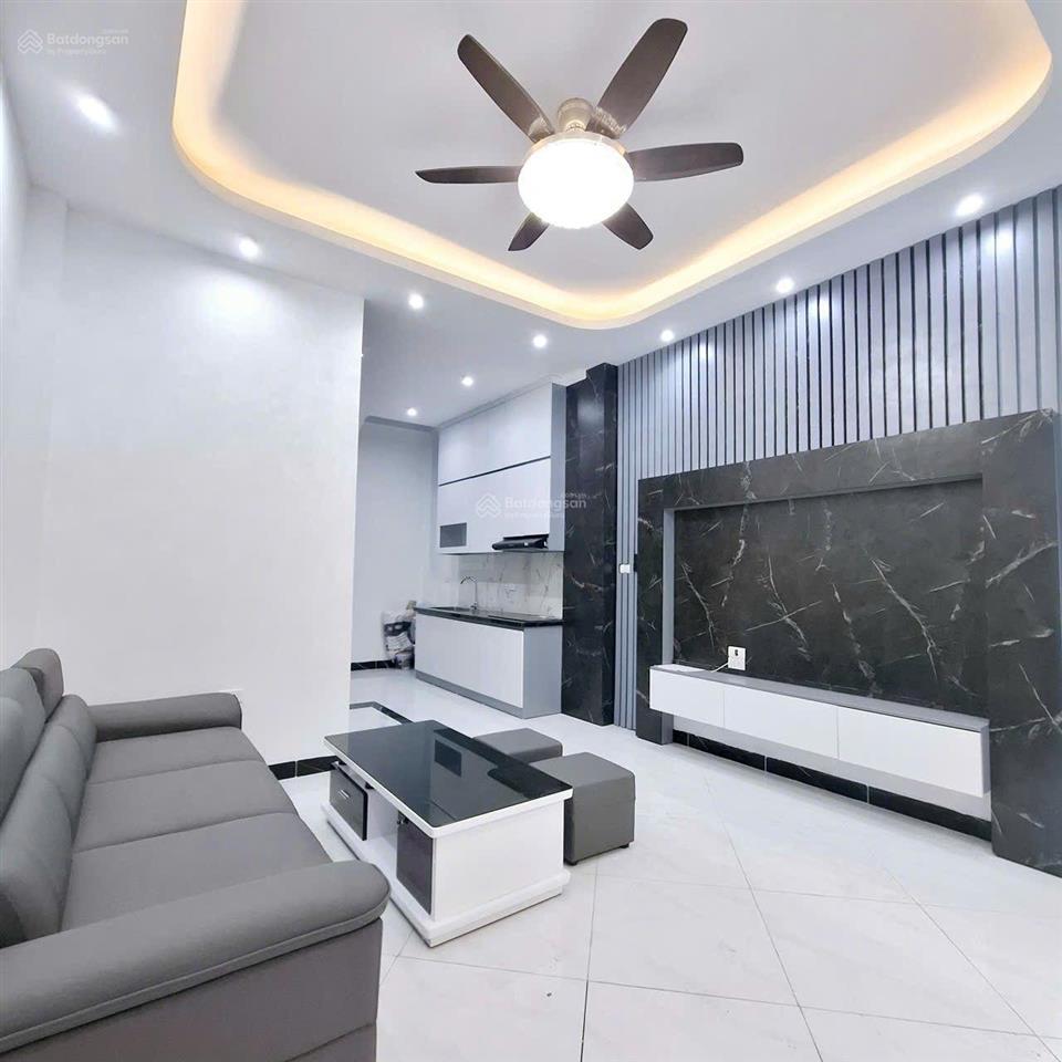 Bán nhà khương đình dt 32m 6t mt 4m giá 9.1 tỷ thanh xuân hà nội,nhà mới ,phun nội thất,thang máy .