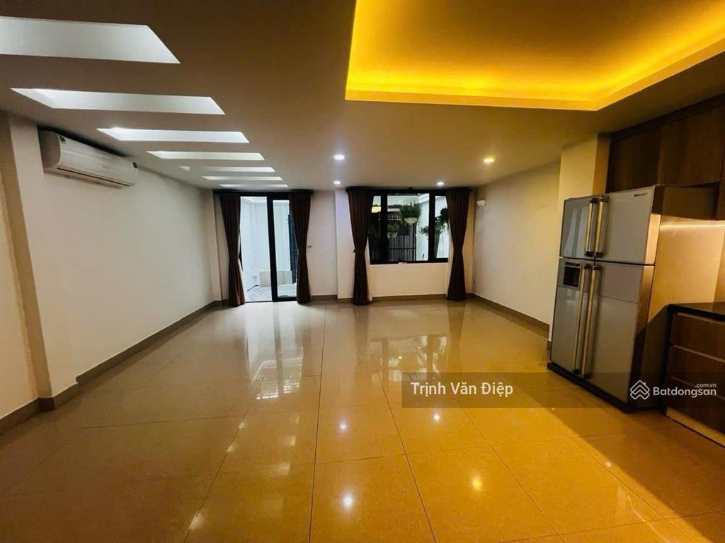 Bán nhà đặng thai mai, tây hồ 4t dt 295m2, 30m ra mặt phố, ô tô 7 chỗ vào nhà, 80 tỷ