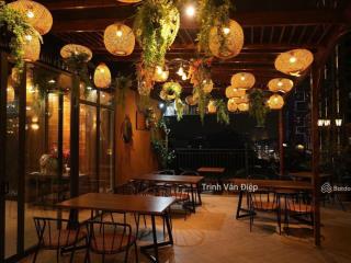 Cho thuê mặt bằng kinh doanh nhà 5 tầng dt 200m 5t siêu đẹp mp xuân diệu  tây hồ  hn