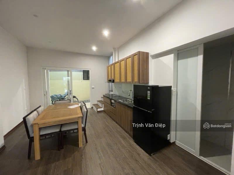 Hàng hot võng thị tây hồ dt 35m 5t ngõ nông, chủ cần bán nhanh