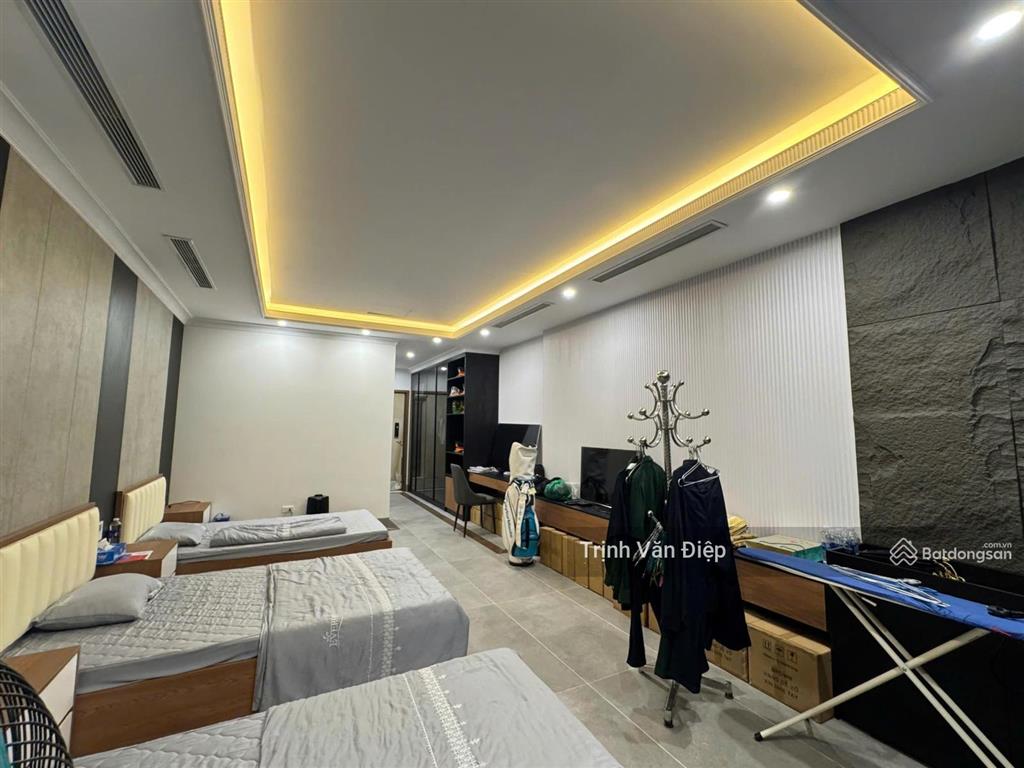 Cho thuê nhà mặt phố hồng hà, ba đình dt 80m 7 tầng thang máy full nội thất cao cấp, sang trọng