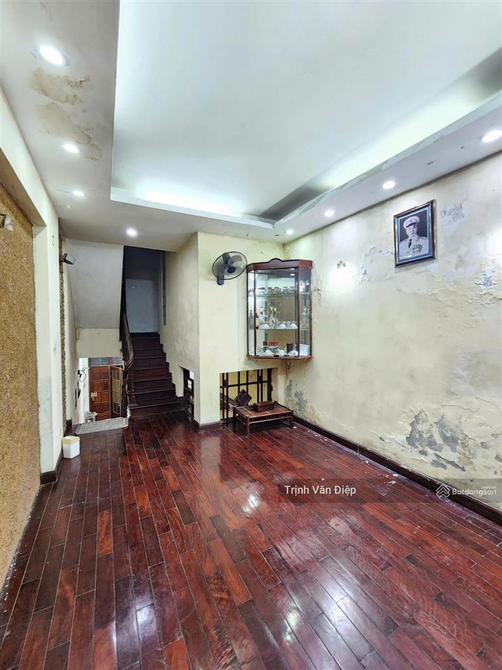 Cho thuê nhà ngõ 113 đào tấn ba đình 40m 5t 3 phòng ngủ rộng, cho ở nhóm, làm vn, hộ gia đình